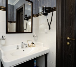 Люкс в Design Hotel Senator