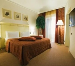 Номер люкс в Royal plaza