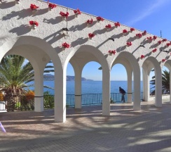 Апартаменты с видом на море в Alamar 1, Nº3 - Burriana - Nerja