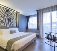 Двухместный номер Ma Relax с балконом (2 отдельные кровати) в MAZI Design Hotel by Kalima