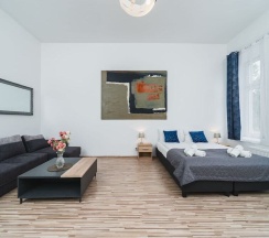 Семейные апартаменты с 2 комнатами в Barbakan Residence Old Town
