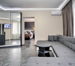 HOTEL 19 в Exclusive Hotel&Apartments