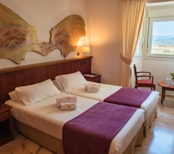 Трёхместный номер Standard с видом на горы в Hotel Villa Guadalupe