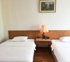 Двухместный номер Standard 2 отдельные кровати в Sirin Hotel Hua Hin