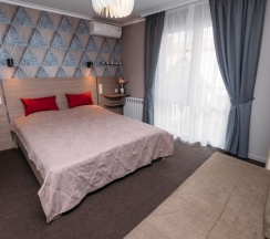 Полулюкс улучшенный в Venezia