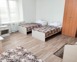 Кровать в 4-местном общем номере в Smart Hotel KDO Саранск