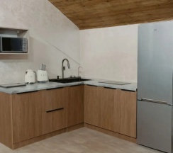 Апартаменты с 2 комнатами с балконом и с красивым видом из окна в Monto