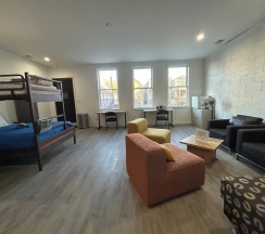 Кровать в общем номере в Stay 424 Hostel