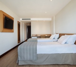 Номер Superior с балконом в Windsor Palace Copacabana