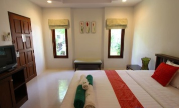 Трёхместный номер Deluxe с видом на бассейн в The Green Beach Resort