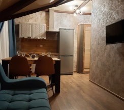 Двухкомнатные апартаменты с собственной кухней и балконом в Вилла Лиза