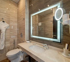 СУПЕРИОР С 1 КРОВАТЬЮ «KING SIZE» в Томь River Plaza