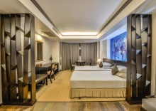 Двухместный номер Deluxe двуспальная кровать в The Grand Sathorn