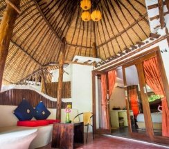 Трёхместная вилла beachfront в B52 Beach Resort