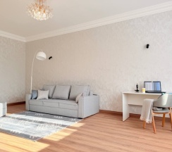 Большая квартира на Даниялова в центре города рядом с морем - это идеальный выбор для тех, кто хочет провести комфортный отпуск или деловую поездку. в Как Дома 05