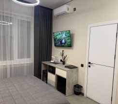 Номер полулюкс с 1 двуспальной кроватью в Home Sharing