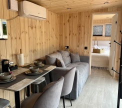 Четырёхместный люкс в Gorkiy Village