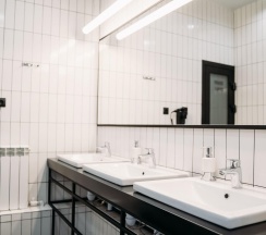 Одноместная капсула в общем номере (общие удобства) в Wellhome