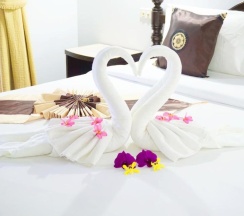 Двухместный номер Standard с видом на бассейн двуспальная кровать в Lamai Inn 99 Bungalows