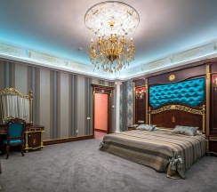 Президентский Люкс в Artis plaza hotel