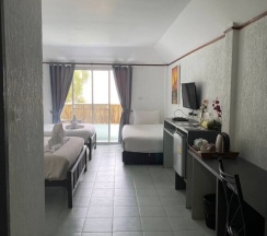 Четырёхместный семейный номер Standard в Samui Green Hotel