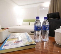 Люкс в Sunrise Hotel 日升酒店