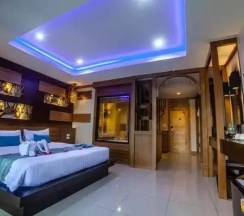 Двухместный люкс Deluxe с видом на море (двуспальная кровать) в Chaokoh Phi Phi Hotel & Resort