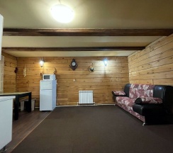 Апартаменты с отдельным входом и верандой в Ковчег