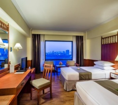 Двухместный семейный номер Standard в Bangkok Palace Hotel