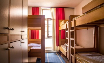 Четырёхместный номер Standard с видом на город в HI Hostel Zagreb