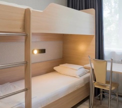 Восьмиместный номере «Эконом» (санузел/ душевая на этаже) в Колос