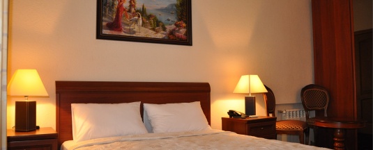 КОМФОРТ 3-х МЕСТНЫЙ в Байрон