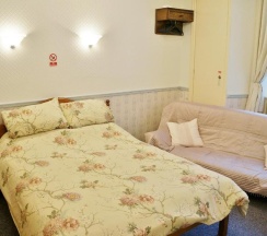 Двухместный номер Standard двуспальная кровать в The Captain Guesthouse