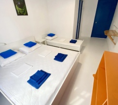 Трёхместный номер Standard с красивым видом из окна в Арт-отельчик