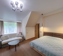 полулюкс четырехместный в Берлога