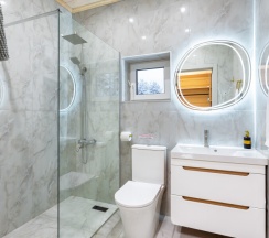 Современный коттедж 120 кв.м. для 8 гостей рядом с Охта парком в Solar House