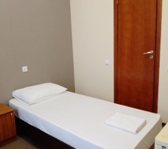 Номер полулюкс с 2 односпальными кроватями в Оптима