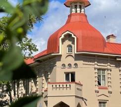 Люкс с балконом романтический в Усадьба адмирала Лазарева