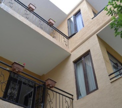 Трёхместный номер Standard с балконом в Guest House Madonna