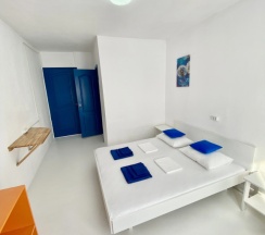 Трёхместный номер Standard в Арт-отельчик