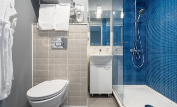 Супериор с одной большой кроватью в Аструс