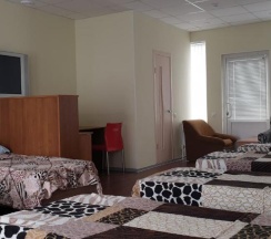 Номер стандарт с 4-двухъярусными кроватями в На Котле