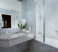 Люкс «Представительский» в Балчуг Кемпински Москва