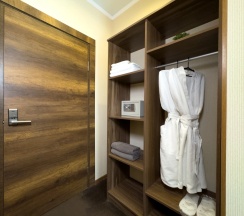 Двухместный номер Стандарт с балконом и с красивым видом из окна двуспальная кровать в Aimara