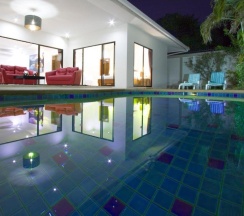 Вилла Superior с 2 комнатами с красивым видом из окна в Tortuga Villas Pattaya