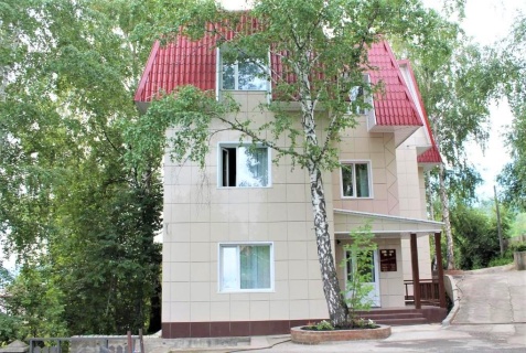 Горно-Алтайск: Мини-отель Рыжий пёс