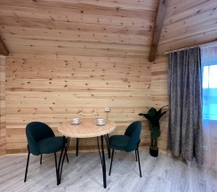 Номер Comfort с красивым видом из окна в Саянский Марал Аршан