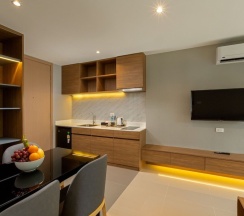 Семейный люкс Outdoor Bathtub в Wyndham Garden Naithon Phuket