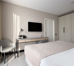 DELUXE 2 в Yard Residence