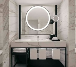 Двухместный люкс c 1 комнатой двуспальная кровать в Hilton Singapore Orchard